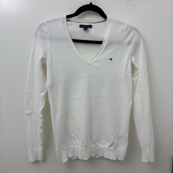 Tommy Hilfiger Sweaters - Tommy Hilfiger Women's Classic White V-Neck Sweater